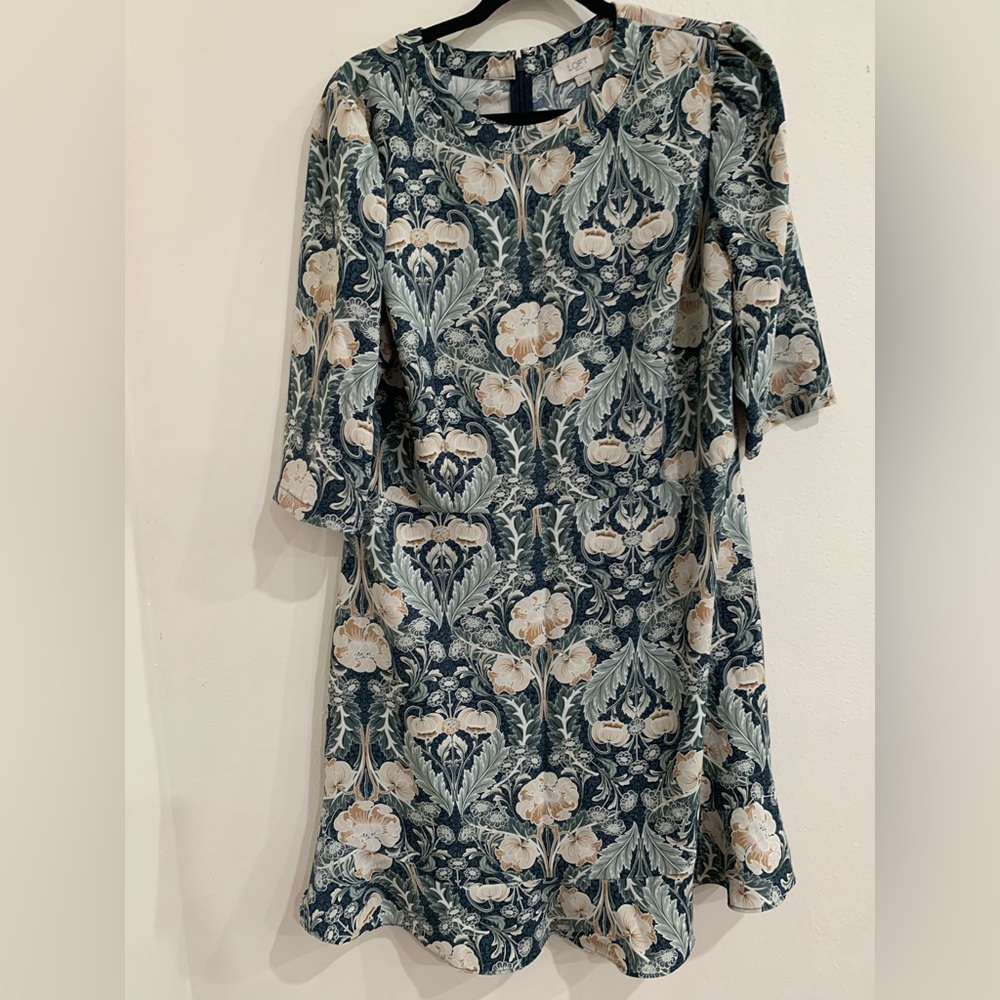 LOFT Blue Cream Floral 3/4 Sleeve Dress Size 14 Artsy Spring Flowy Flounce Hem